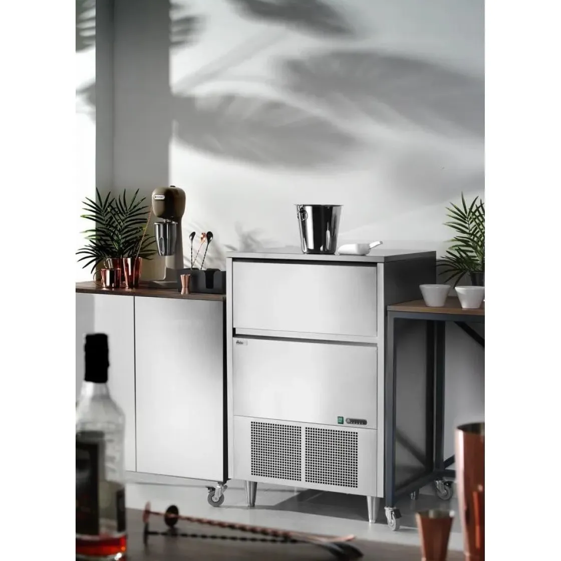 Hendi Arktic Ijsblokjesmachine 90kg/dag (42kg voorraad)* Keukenapparatuur