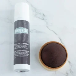 BrandNewCake Cacaoboter spray Velvet Puur choco kleur 100ml* Spray Kleurstoffen