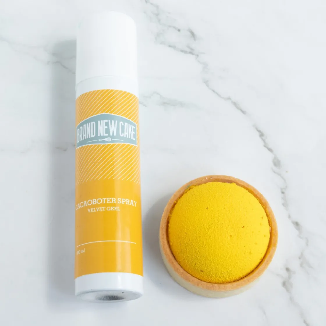 BrandNewCake Cacaoboter spray Velvet Geel 250ml* Spray Kleurstoffen