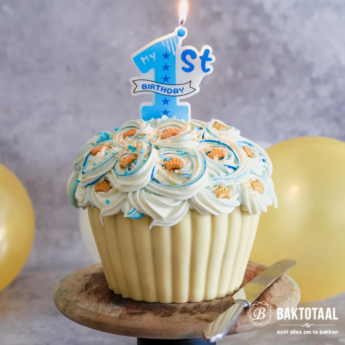 BrandNewCake Sprinkles Sparkle of Blue 80gr.* Eetbare Strooisels