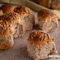 BrandNewCake Chiazaad 180g* Zaden, Granen, Noten En Vruchten