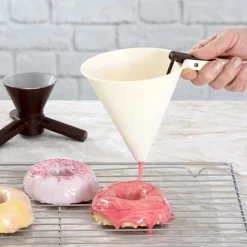 Decora Doseertrechter Ø13x12,5cm*** Bakhulpmiddelen