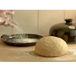 Emile Henry Broodbakbol Fusain Ø28,5cm* Speciale Bakvormen