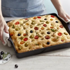 Emile Henry Broodbakvorm Focaccia Fusain 40,5x32x7cm* Pannen En Schalen|Speciale Bakvormen