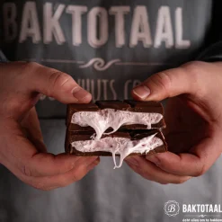 Overig Marshmallow Fluff Aardbei 213 gram* Toppings|Afdekgelei