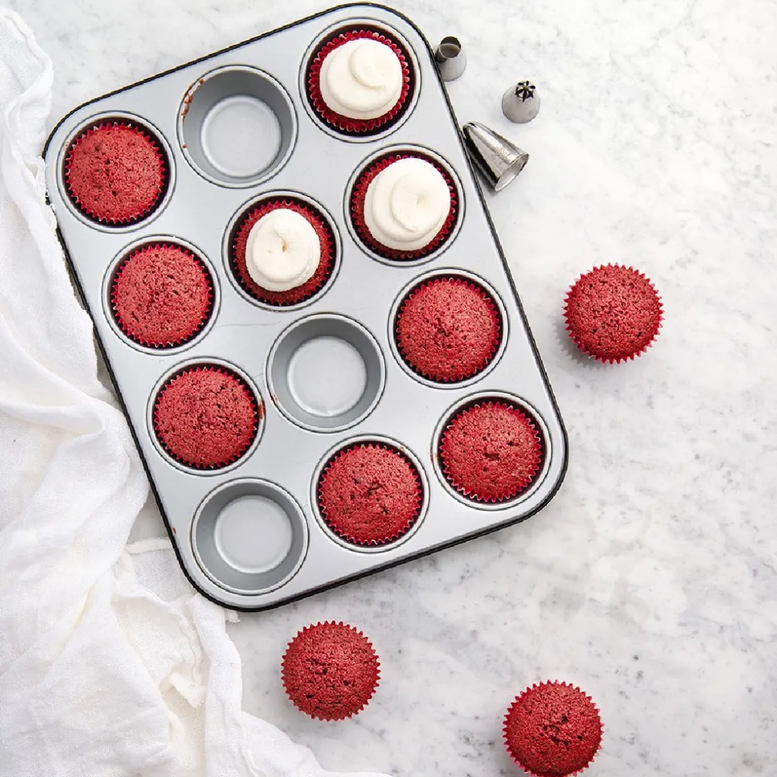 Decora Muffin / Cupcake Bakvorm 12 stuks* Speciale Bakvormen