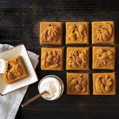 Nordic Ware Herfst Bakvorm Vierkant* Speciale Bakvormen