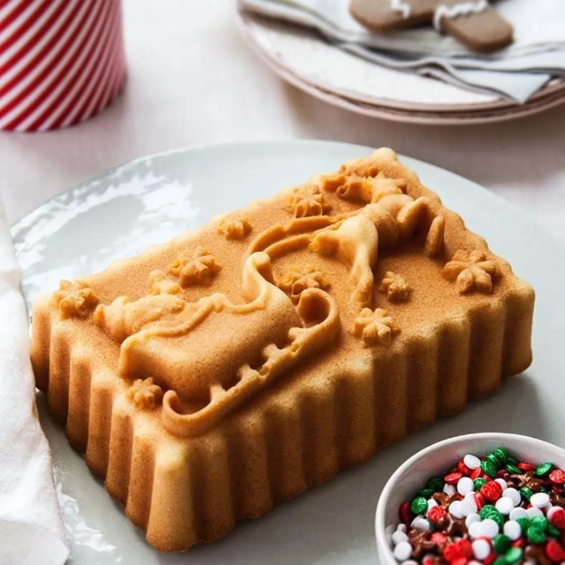 Nordic Ware Kerstman met Slee Bakvorm* Speciale Bakvormen