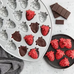 Nordic Ware Mini Aardbei Bakvorm* Speciale Bakvormen