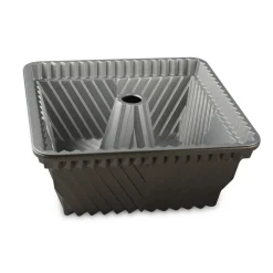 Nordic Ware Tulband Squared Bakvorm*** Speciale Bakvormen