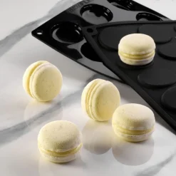 Pavoni Siliconen Vorm Mini Macaron Ø4x2,5cm (18) Set/2* Bakvormen Siliconen|Ijs En Dessert Vormen