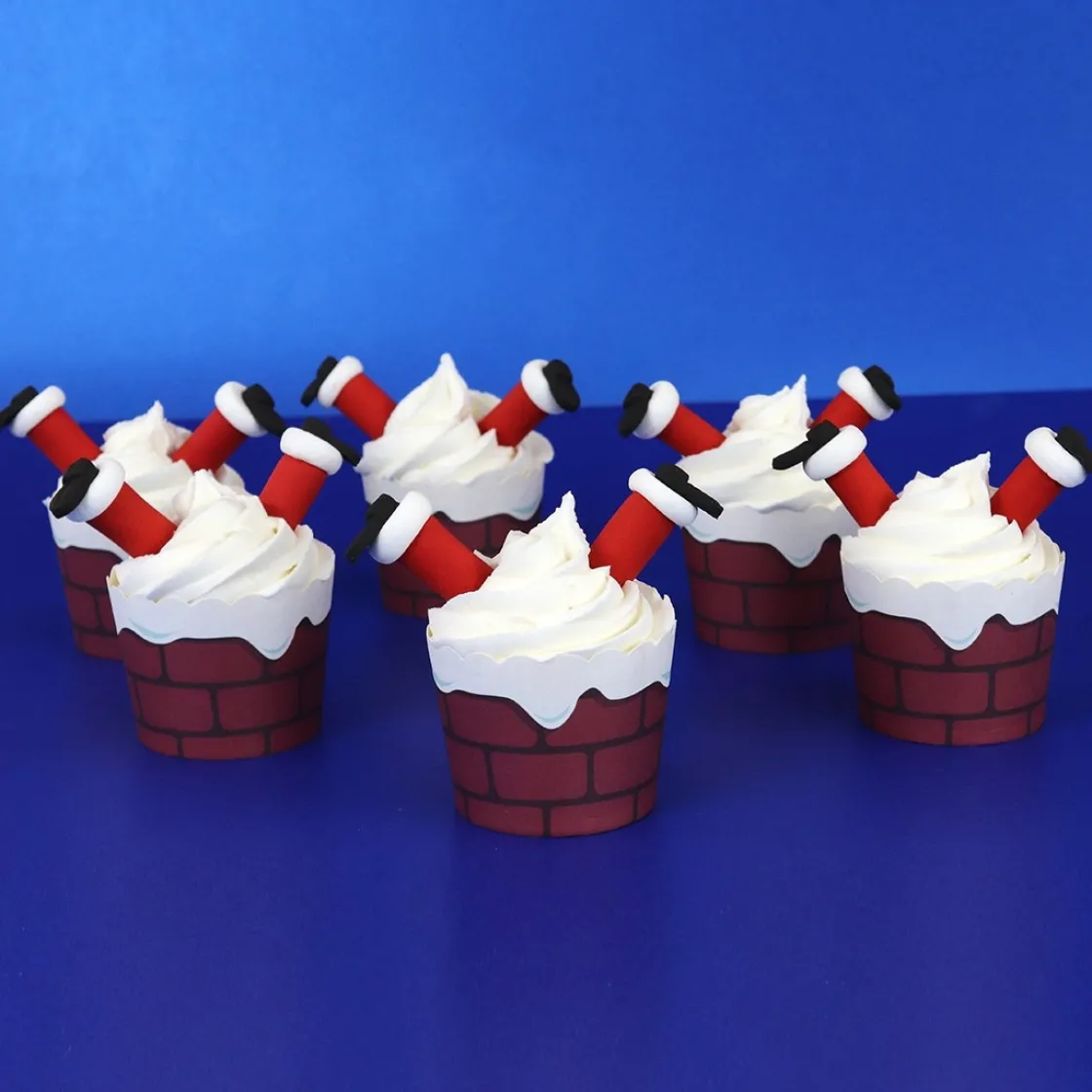 PME Cupcake Kit Kerstman 6st.* Bakvormen Papier