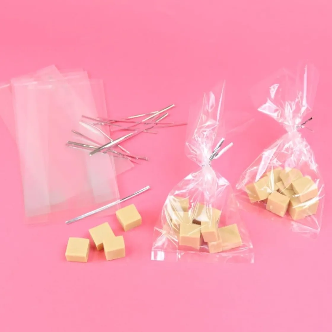 PME Party Zakjes incl. Zilveren Strik 25st. 229x102mm* Zakken