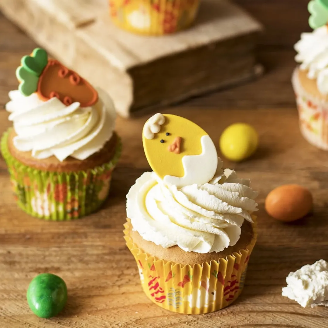 Decora Suikertie Wortel en Ei 6st. 5cm*** Figuur Decoraties