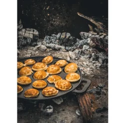 The Windmill Poffertjespan Gietijzer Ø24cm* Speciale Bakvormen