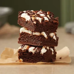 Wilton Brownie Bakvorm met Deksel 22,5x22,5cm* Vierkante Bakvormen